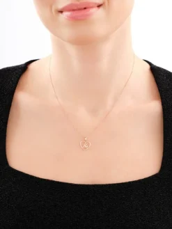 Apart Zawieszka z różowego złota z diamentem - litera K, serce - 0,005 ct - próba 375< Zawieszki