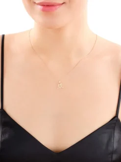 Apart Zawieszka z różowego złota z diamentem - litera M - 0,004 ct - próba 585< Zawieszki