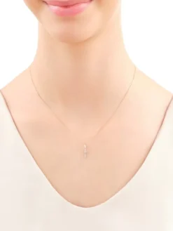 Apart Zawieszka z różowego złota z diamentami - krzyż - 0,02 ct - próba 585< Zawieszki