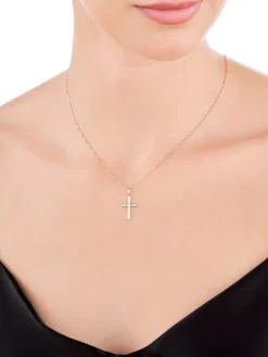 Apart Zawieszka z różowego złota z diamentem- krzyż - 0,003 ct - próba 375< Zawieszki
