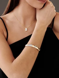 Apart Zawieszka z żółtego złota z brylantami - 0,30 ct - próba 585< Zawieszki