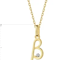 Apart Zawieszka z żółtego złota z diamentem - litera B - 0,003 ct - próba 375< Wszystkie