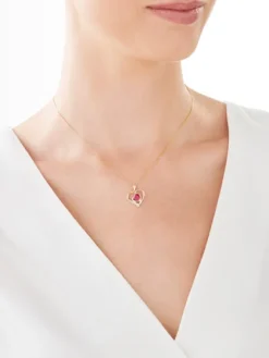 Discount Apart Zawieszka z żółtego złota z diamentem i rubinem syntetycznym - serca - próba 375