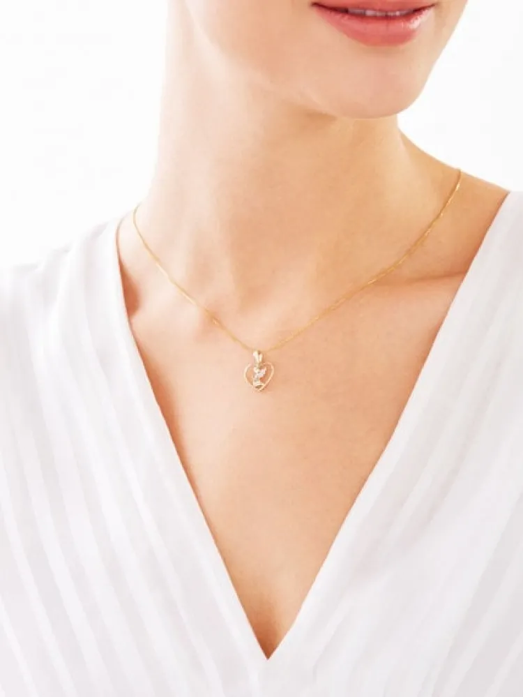 Apart Zawieszka z żółtego złota z diamentem - aniołek, serce - 0,003 ct - próba 375< Zawieszki