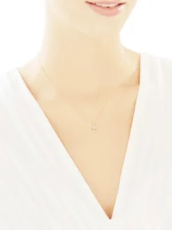 Clearance Apart Zawieszka z żółtego złota z diamentami - krzyż - 0,02 ct - próba 585