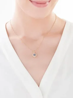 New Apart Zawieszka z żółtego złota z diamentami i topazem London Blue - próba 585