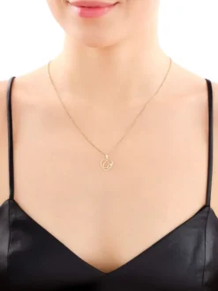Apart Zawieszka z żółtego złota z diamentem - litera G, serce - 0,005 ct - próba 375< Wszystkie