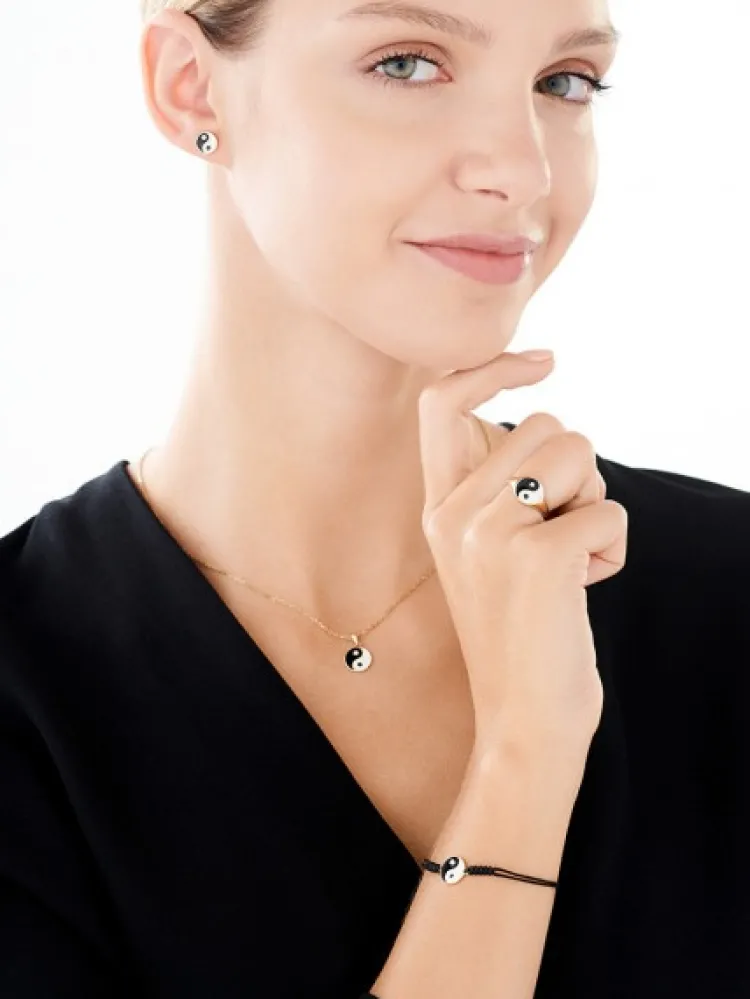 Clearance Apart Zawieszka z żółtego złota z diamentami i emalią - yin yang - 0,01 ct - próba 375