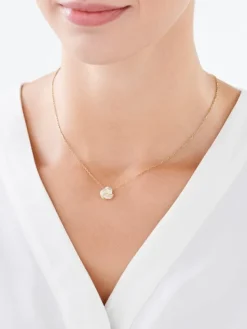Discount Apart Zawieszka z żółtego złota z diamentami - 0,03 ct - próba 375
