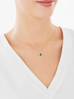 Apart Zawieszka z żółtego złota z diamentem i szmaragdem - próba 375< Zawieszki