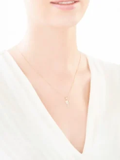 Hot Apart Zawieszka z żółtego złota z diamentami - medalik Matka Boska - 0,01 ct - próba 585