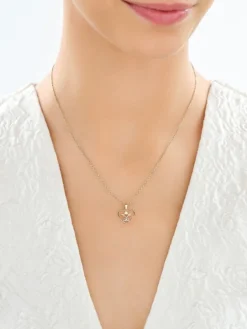 Apart Zawieszka z żółtego złota z diamentem - aniołek, serce - 0,004 ct - próba 375< Wszystkie