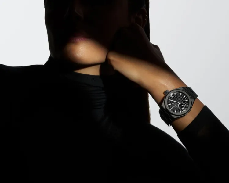 Hot Zenith Defy Skyline