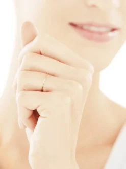 Apart Złoty pierścionek< Pierścionki